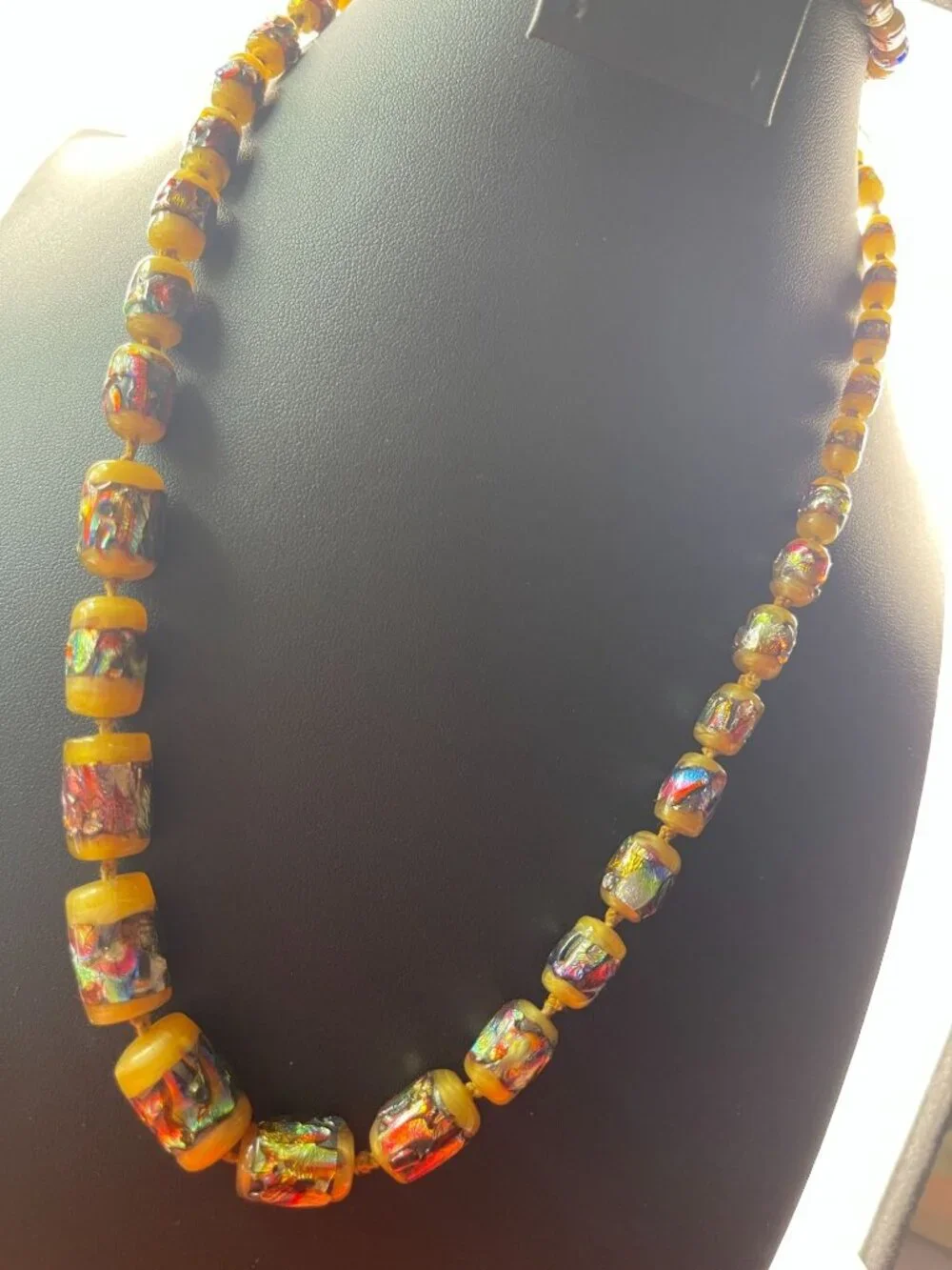 Vintage 1930s Italian Murano Yellow Glass Foil Beaded Necklace Art Nouveau Jewel - Picture 15 of 16